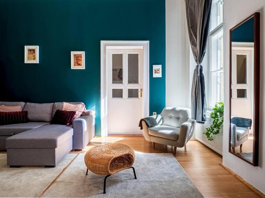 Sunshine Apartment - With Garage Budapest Exterior photo